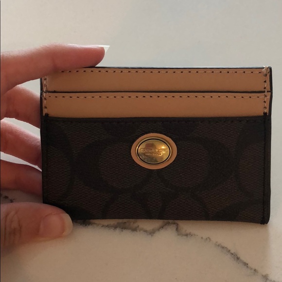 Coach Handbags - Coach card wallet